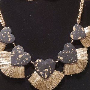 NWT Black/ gold fringe heart necklace.